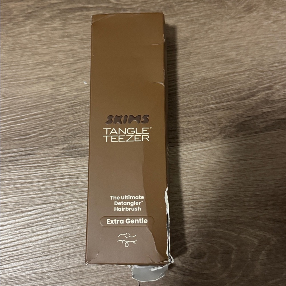 SKIMS Tangle Teezer Extra Gentle Hairbrush -Jasper